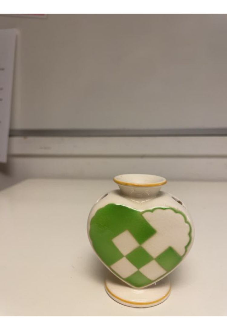 Aluminia hjertevase i lys grøn